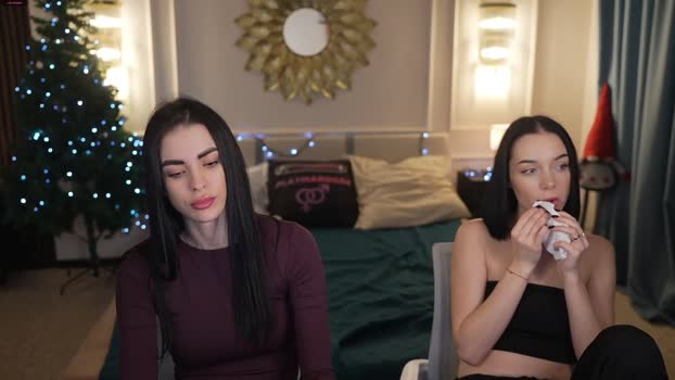 bright_diamonds_054 Chaturbate Couple 23-12-2025