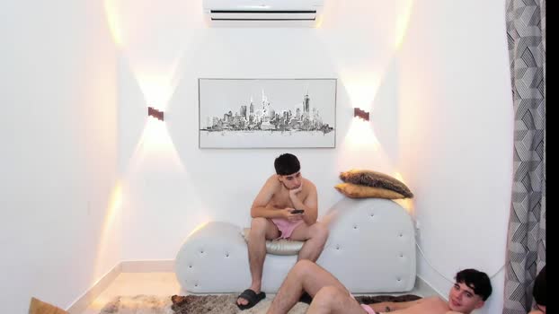 naughty_pearls Chaturbate Couple 23-12-2025