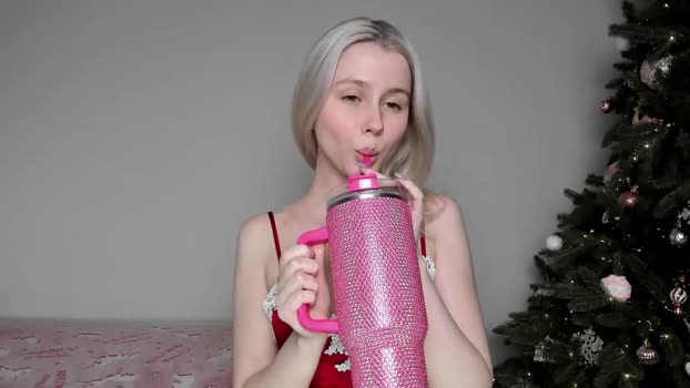 hi_popsy Chaturbate Female 31-12-2025