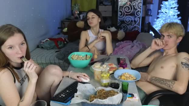 _nika_kik Chaturbate Couple 31-12-2025