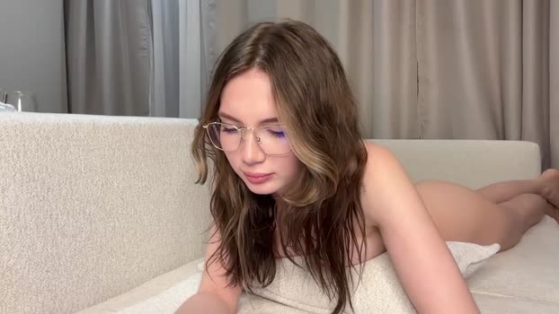 love_machine_ Chaturbate Female 31-12-2025