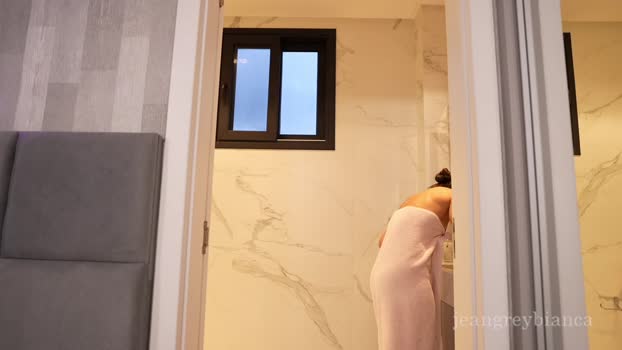 jeangreybianca Chaturbate Female 04-01-2026