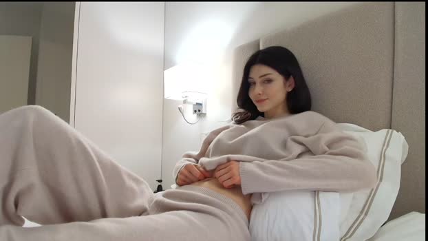 milla_bella Chaturbate Female 04-01-2026