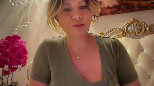 kiradivine Chaturbate Female 06-01-2026