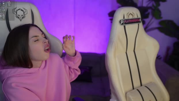 bright_diamonds_054 Chaturbate Couple 08-01-2026