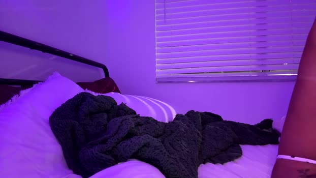 miaxxox Chaturbate Female 13-01-2026