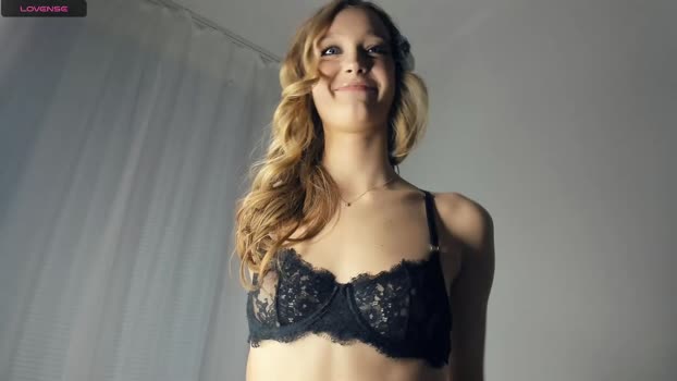 alicemelison Chaturbate Female 14-01-2026