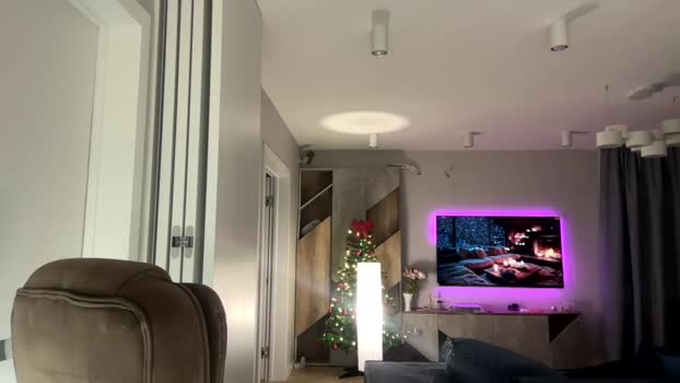 bitter_moon Chaturbate Female 18-01-2026