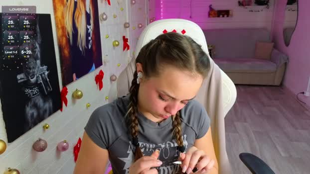 misss_viki Chaturbate Female 21-01-2026