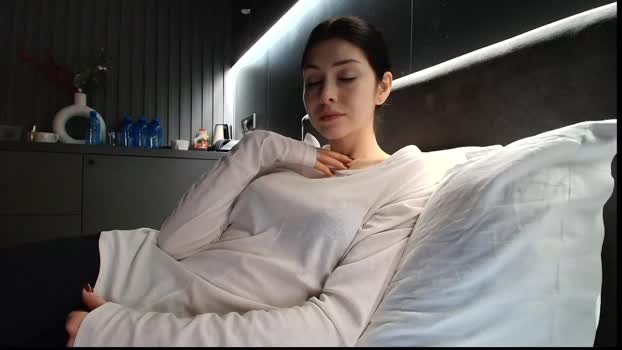 milla_bella Chaturbate Female 21-01-2026