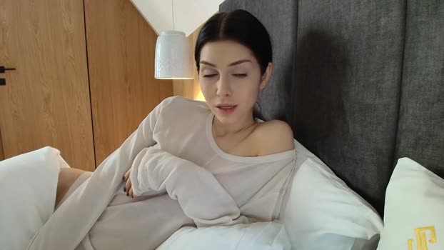 milla_bella Chaturbate Female 24-01-2026