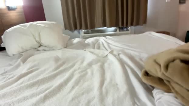 deepthroatqueen33 Chaturbate Couple 28-01-2026