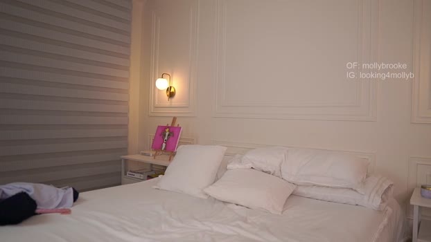 newmollybrooke Chaturbate Female 30-01-2026
