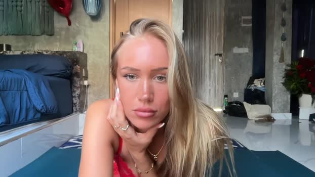 livslifee Chaturbate Female 15-02-2026