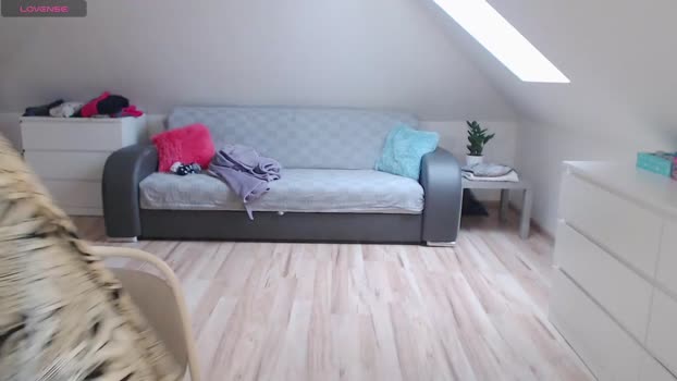 emerald_kittycat Chaturbate Female 19-02-2026