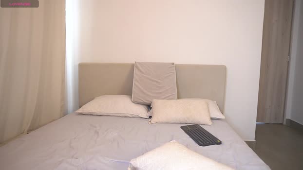 veroniqe_lounge Chaturbate Female 18-02-2026