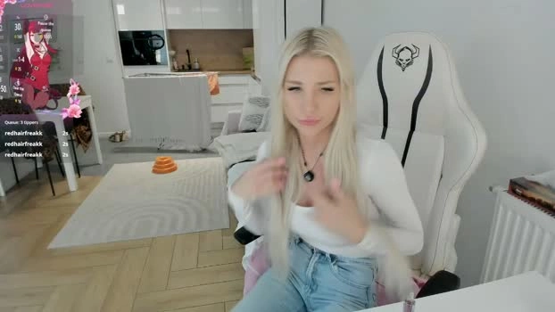 sugar_rainbow 14-05-2026 suckshow tits legs suck Recording