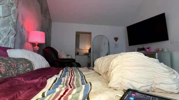 emilyyyt 19-05-2026 fuckhard jerkoff love sexy Recording