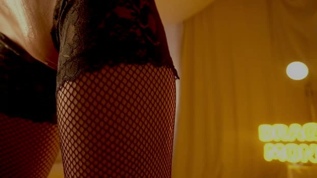 sunny_maria 14-06-2026 Topless suckcock beauty spanking Recording