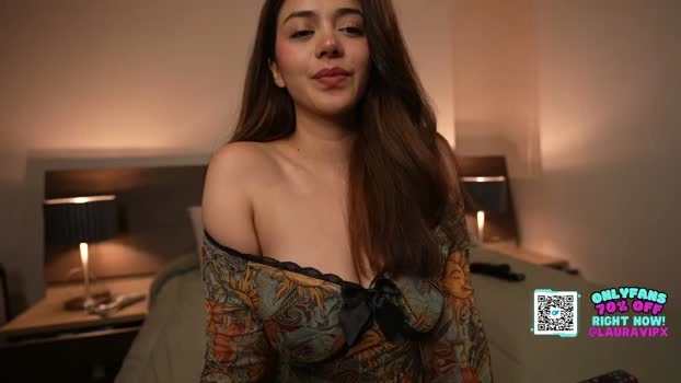 laura3_3 18-06-2026 boobs beauty sucktits oral Recording