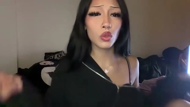 maddiexbell 24-06-2026 toys skinny playtime cute Recording