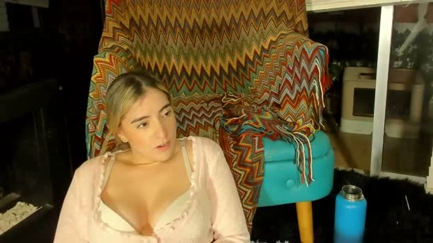 cuteanddesesperate 03-07-2026 skinny sexybody kiss Show Recording