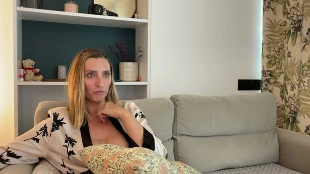 erica_dav 04-07-2026 suckcock toys fuckme kissing Recording