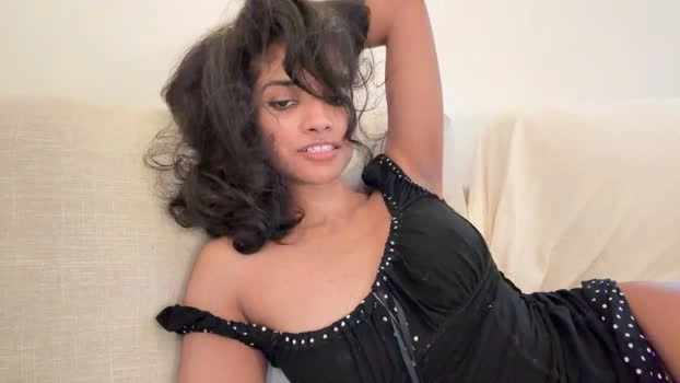 mriea_ 04-07-2026 squirt pussy suckshow naked Recording
