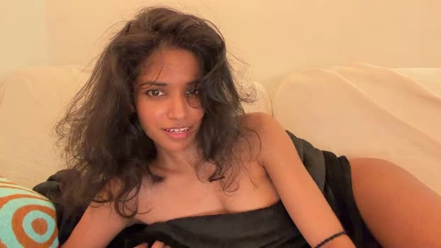 mriea_ 18-07-2026 beauty sexybody Download moan Recording