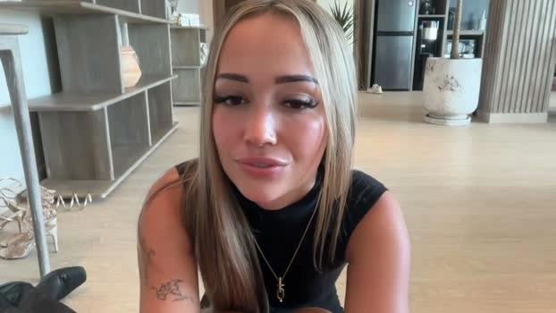 luvlivvyy 26-07-2026 big yummy tits kiss Recording
