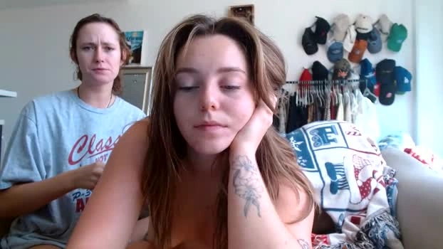 lilbongo123 29-07-2026 Wet fingers Show Topless Recording
