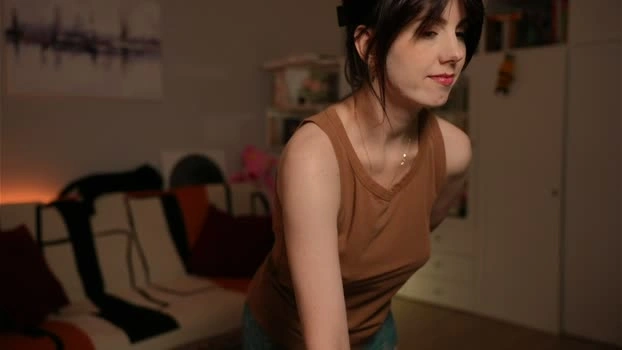 _blackbee_ 08-08-2026 Pretty sexyfeet moan XXX Recording