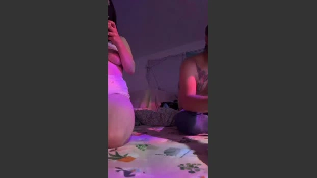 roxxyfox1610