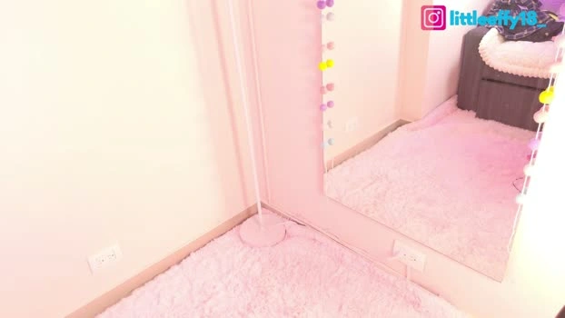 little_effy18_ 22-08-2026 Naked legs hard XXX Recording