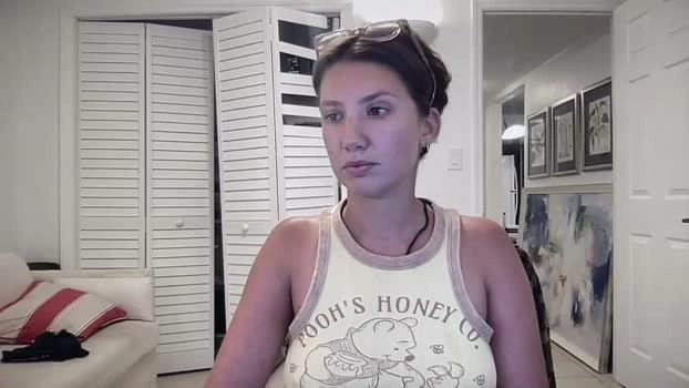 livvyybearxx 28-08-2026 naked suckcock fuck Webcam Recording