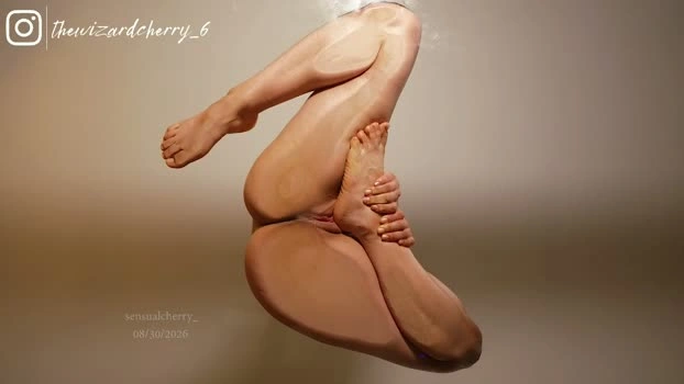 sensualcherry_ 31-08-2026 gag toys orgasm bigcock Recording