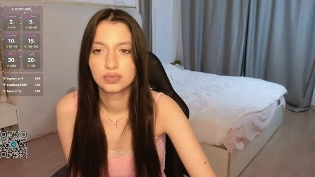 honeycamilla 08-09-2026 fingers jerkoff deepthroat amateur Recording