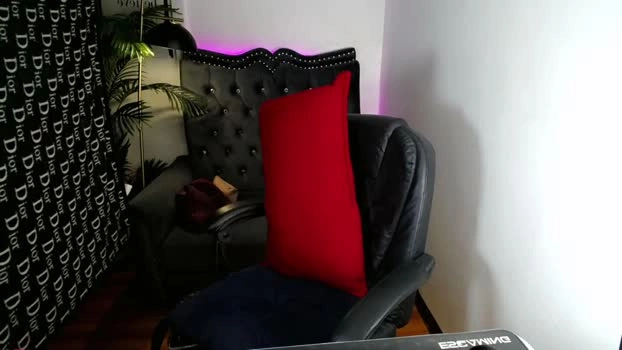 angelic_carla 21-09-2026 fuckass striptease striptease moan Recording